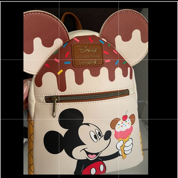 DISNEY 🤎💛Mickey Mouse Backpack - Picture 2 of 6